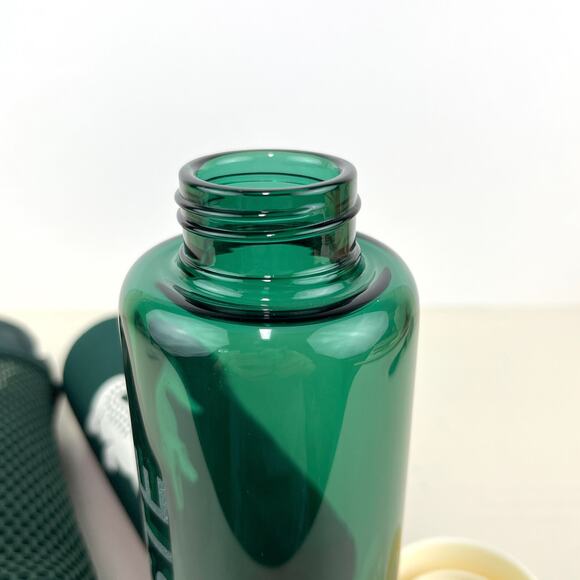 Lacoste Glass Water Bottle and Holder NO STRAP - Picture 6 of 7